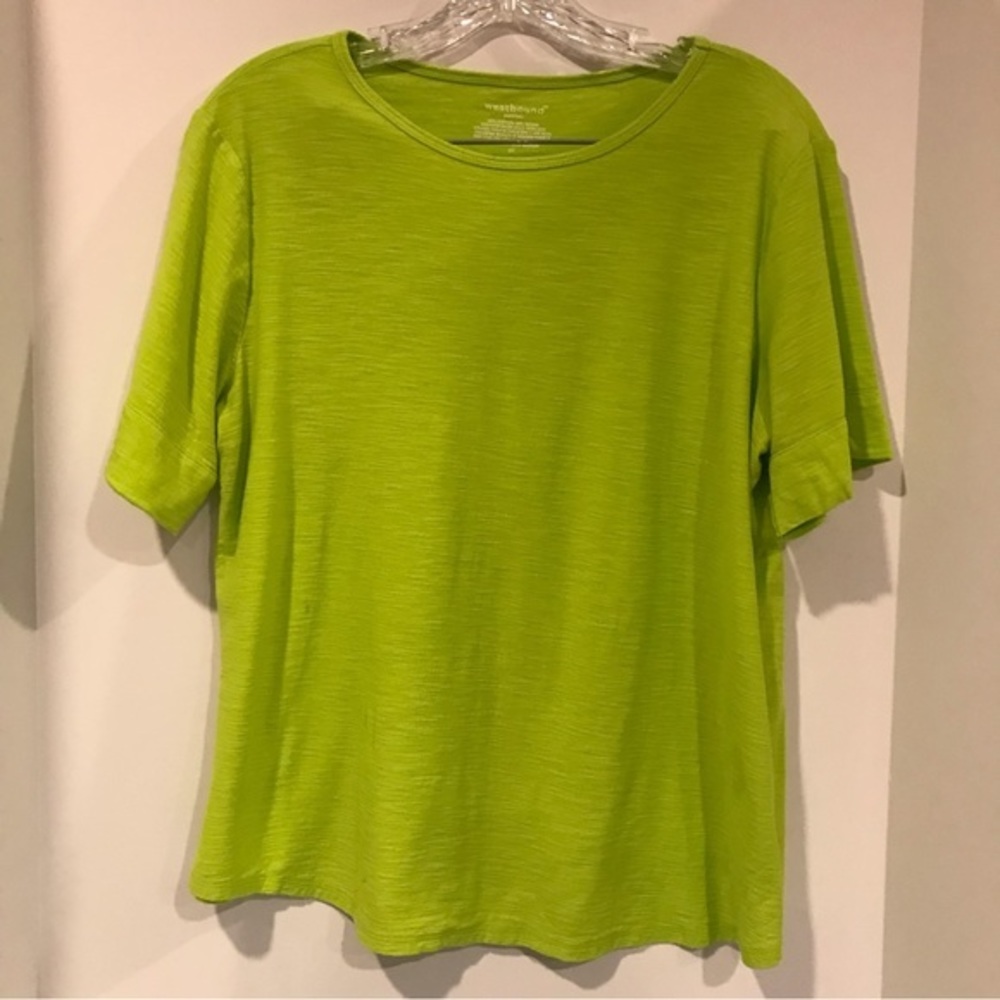 Westbound PL Petite T-shirt lime green. Cute